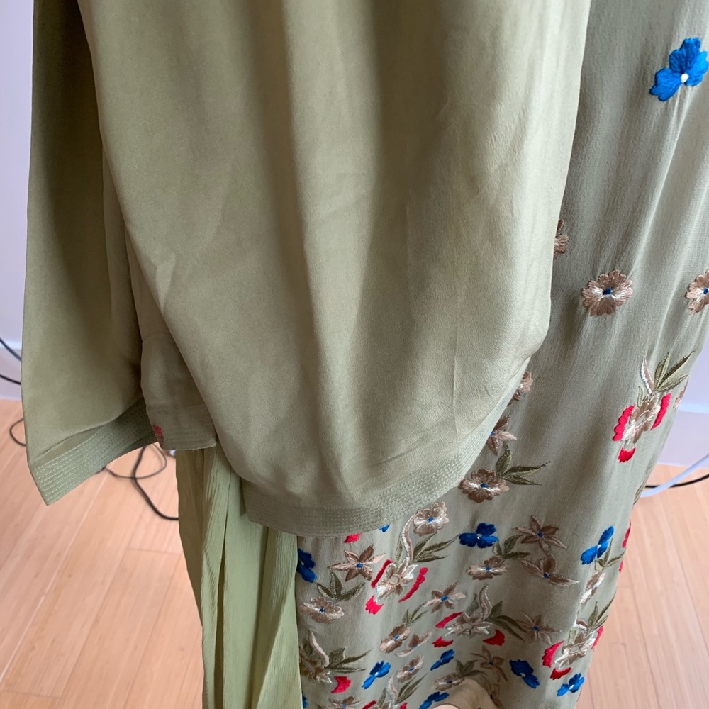 Designer Indian salwar suit. Chest 40 - Picture 7 of 7